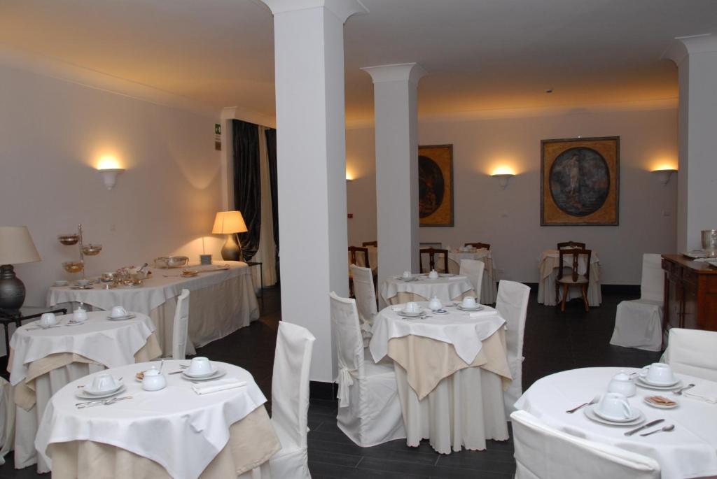 White House Hotel Foggia Extérieur photo
