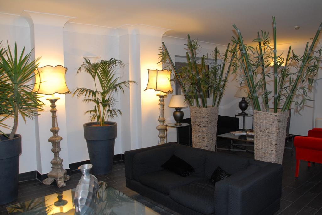 White House Hotel Foggia Extérieur photo